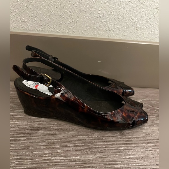 Stuart Weitzman Tortoiseshell Wedge Open-toed Shoes Size 7.5 - Picture 4 of 8